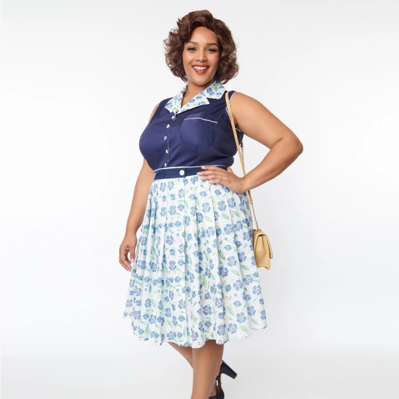 Unique Vintage White & Blue Floral Eyelet Collins Wrap Swing Skirt - 2X/18 - Picture 3 of 4